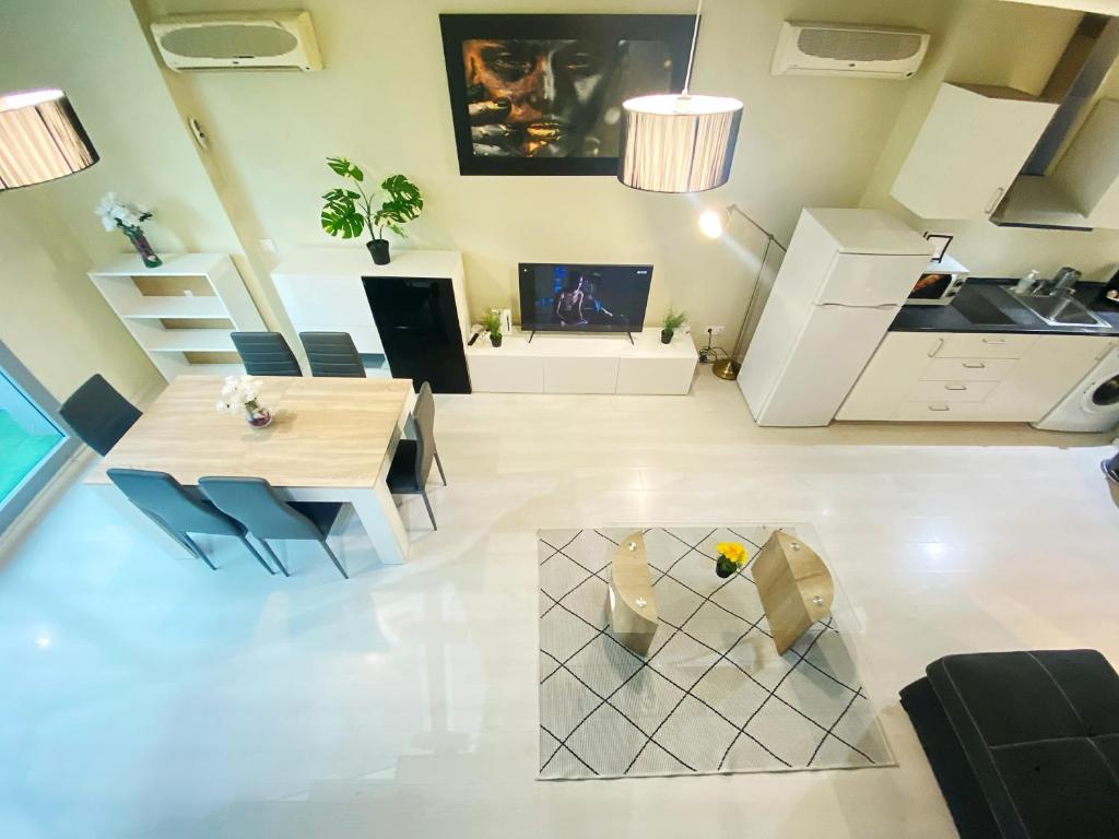 Madrid Norte II Seasonal Living - 5