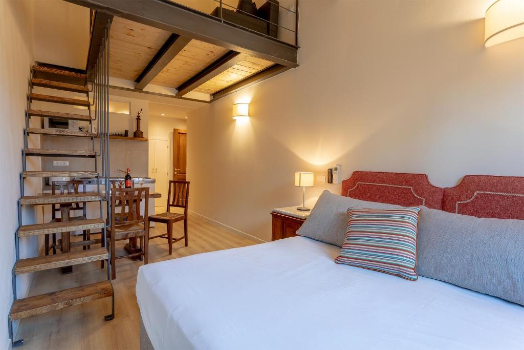 Ramaglianti Apartments Suite Tre - 4
