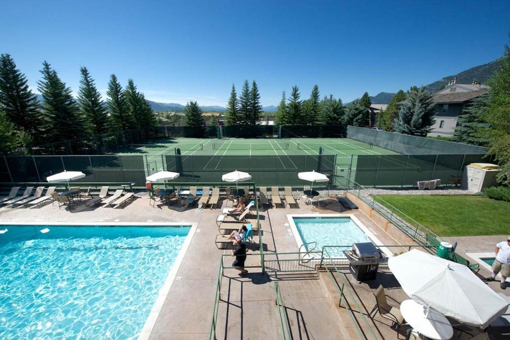 JHRL - Crystal Springs #403, Amazing base location photo