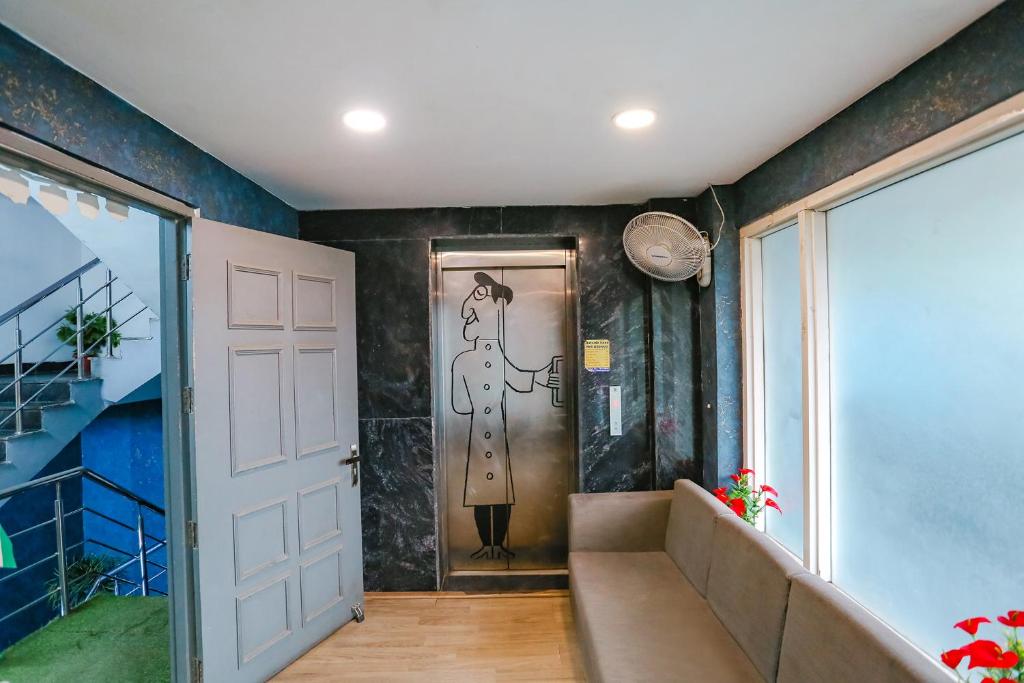 Oyo Townhouse 331 Vat Hotels photo