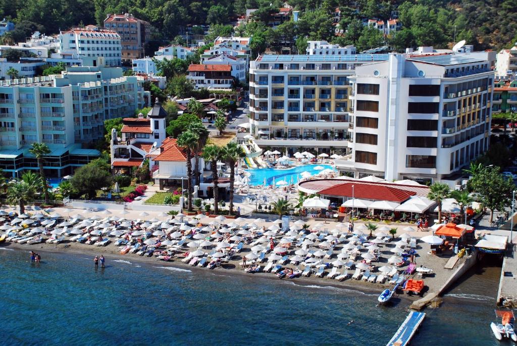 Golden Rock Beach — Beach in Marmaris, Mugla