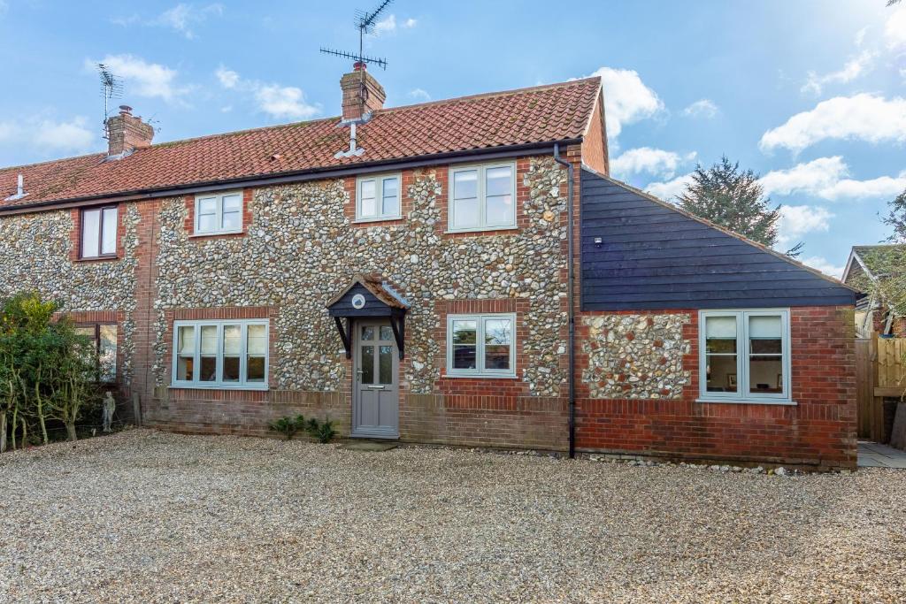 The Sidings, Docking