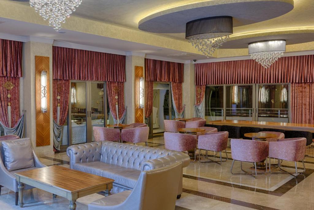 Golden Rock Beach — Restaurant & bars in Marmaris, Mugla