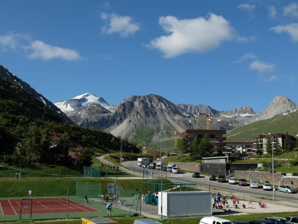 Appartement rénové au pied des pistes avec balcon à Tignes - FR-1-502-512 - 3