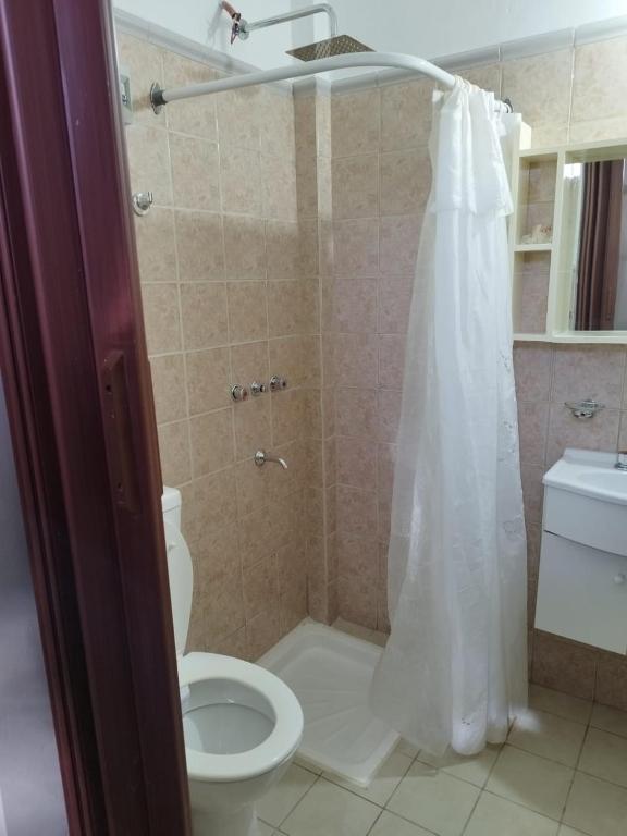 Monoambiente Alborada a pasos de la facultad - 4