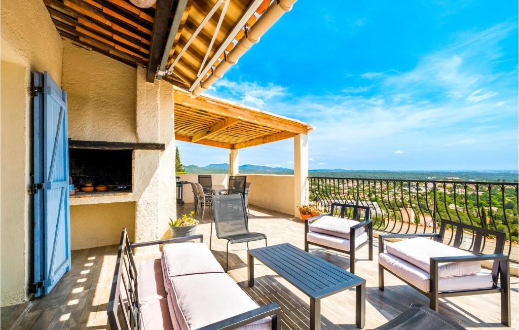 Pet Friendly Home In Roquebrune-Sur-Argens - 2