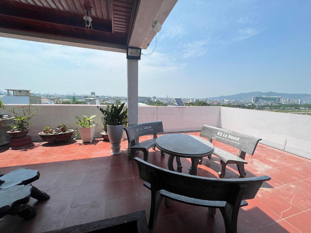 Le House Hotel & Studio