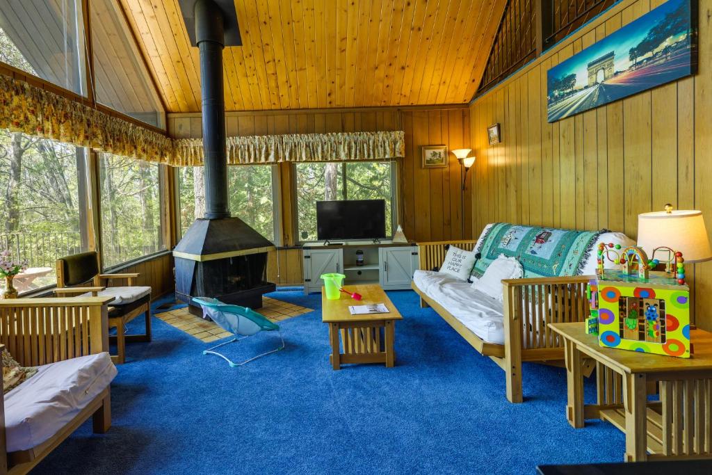 Hike, Bike and Golf Peaceful Cabin in Twain Harte!, Twain Harte