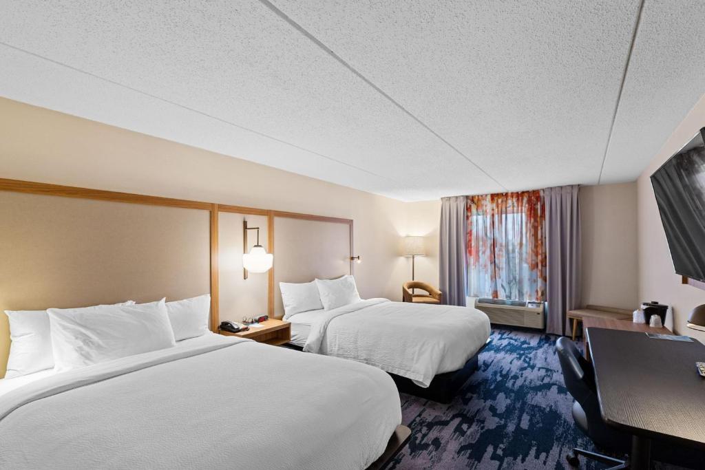 Fairfield Inn Evansville West photo