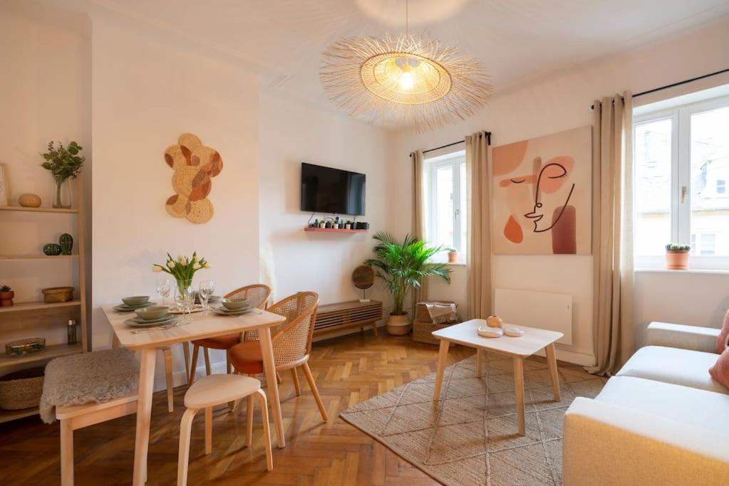 Bohemian Bakoua & Chesterfield Cottage, hyper-centre - 4