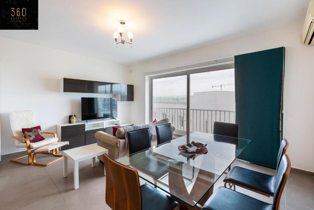 A charming, relaxing 2BR Home in St Julians w/WIFI by 360 Estates, Saint Julianʼs