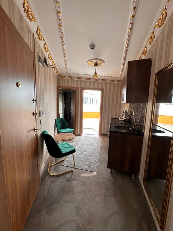 fafsuitehome photo