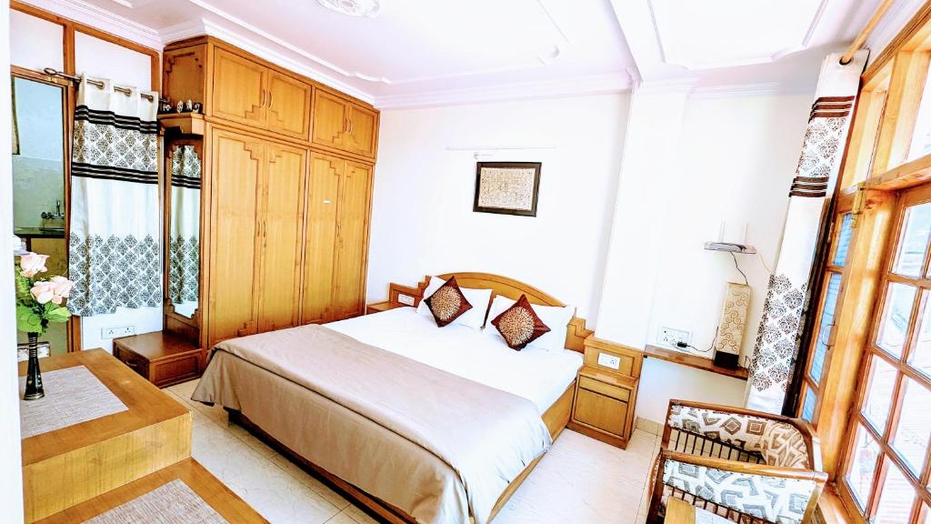 The Thistle Lodge photo