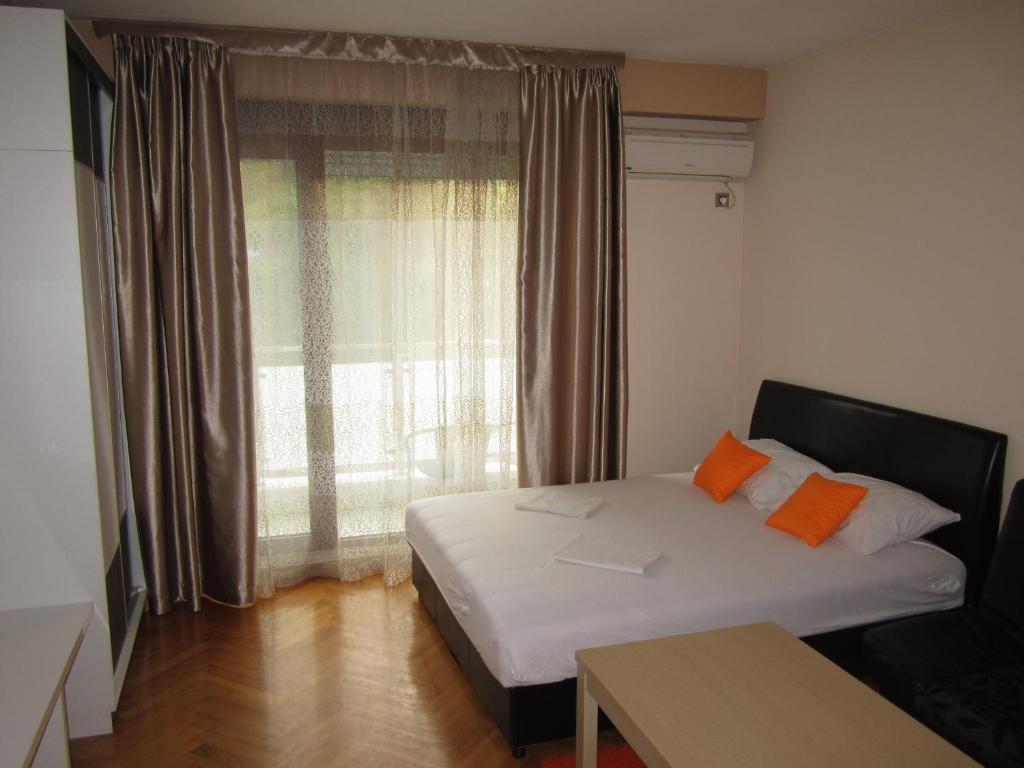 Studio center Budva - 4