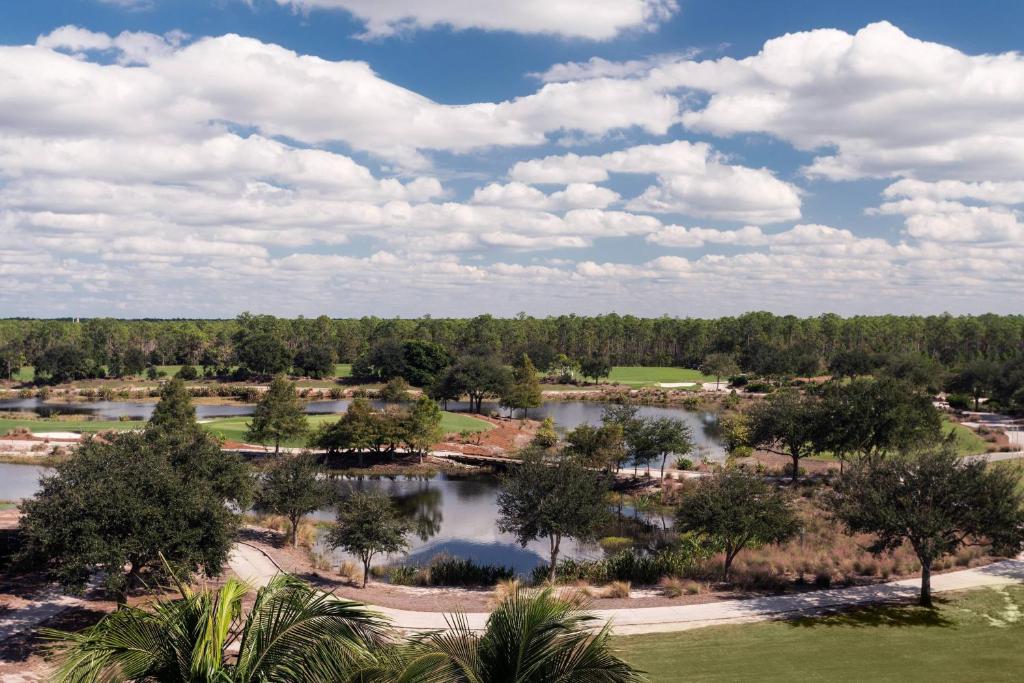 The Ritz-Carlton Naples, Tiburón photo