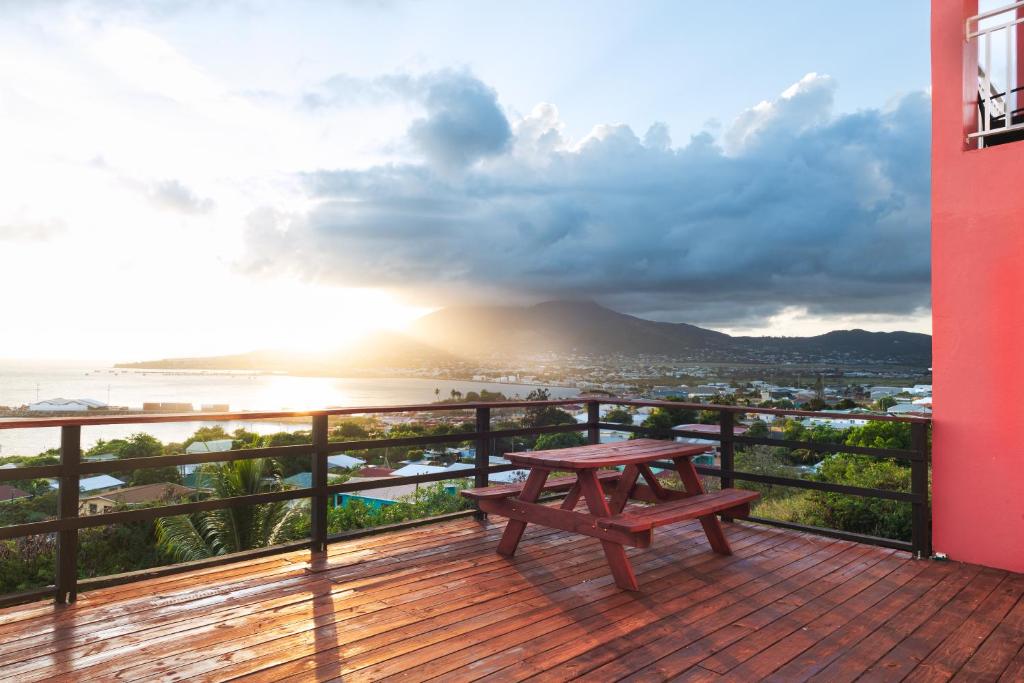 La Vue de Basseterre - Luxury in Bird Rock photo