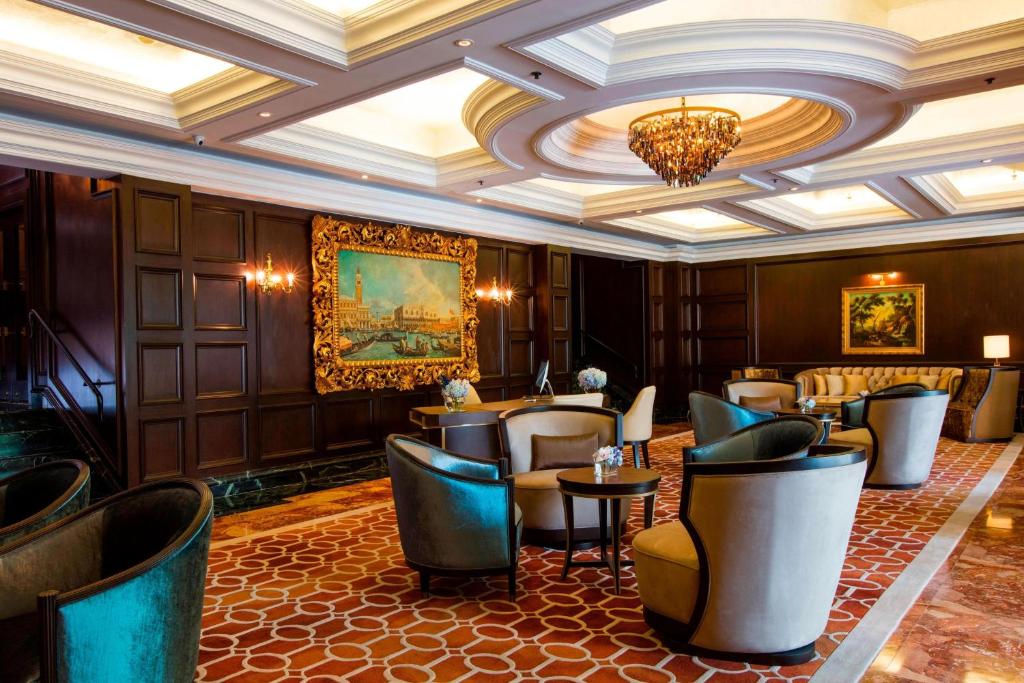 Bar/lounge, The Ritz-Carlton, Kuala Lumpur in Kuala Lumpur