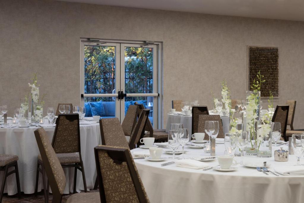 غرفة الاجتماعات/الاحتفالات