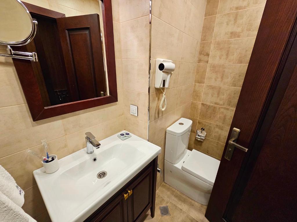 Macara Sheki City Hotel photo