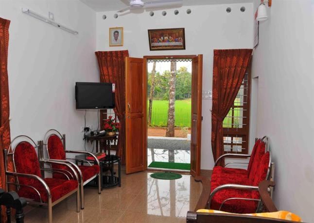 Kuttickattil Pool Home Stay Kumarakom