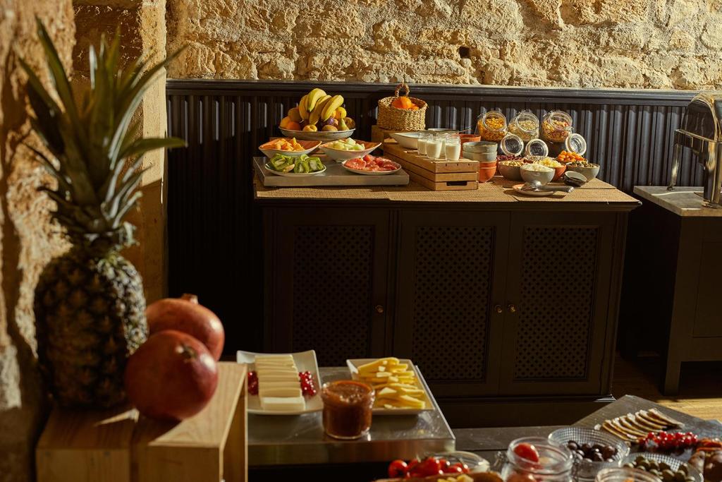 Hotel Born — Restaurant & bars in Palma de Mallorca, Balearic Islands