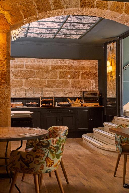 Hotel Born — Restaurant & bars in Palma de Mallorca, Balearic Islands