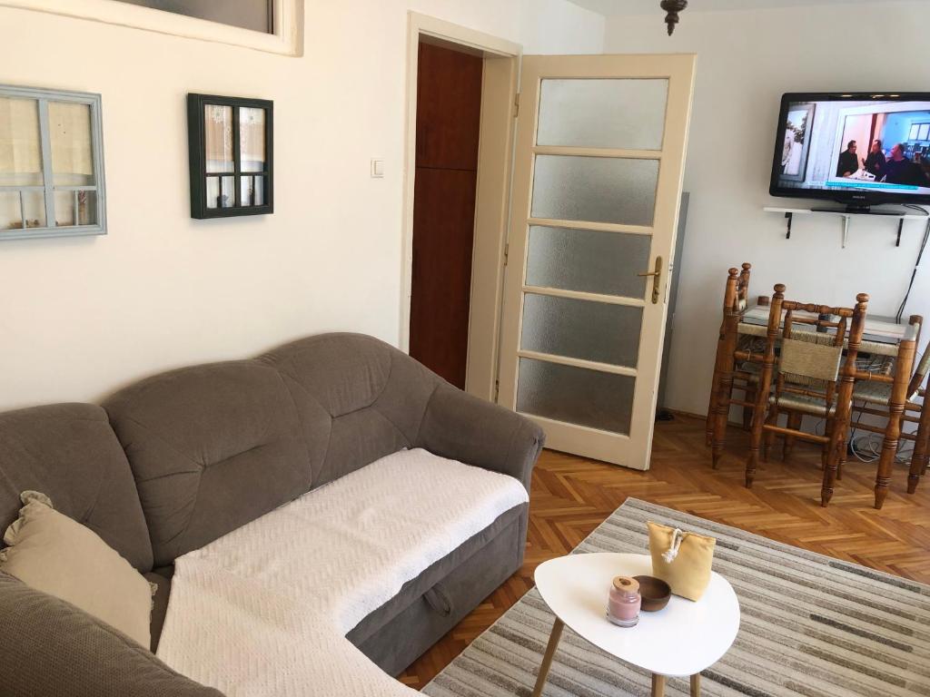 One-bedroom Apartment - 2
