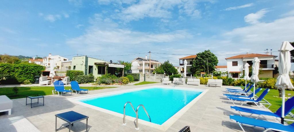 Paramithi Luxury Apartments — Hotel in Chalkidiki