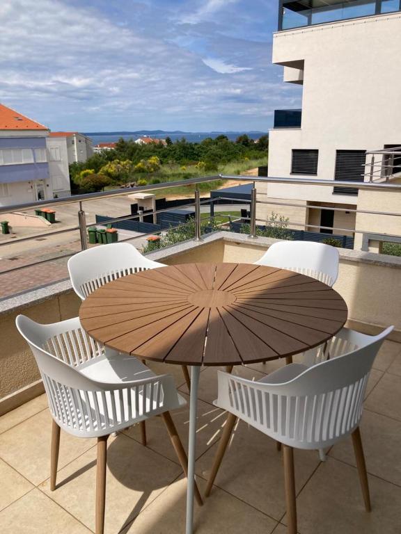 Deluxe Neli Apartments photo