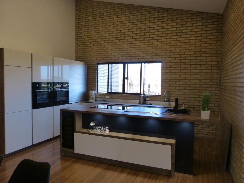 Modernes Ferienhaus in Paraguay, Hohenau mit Reitanlage und Beachvolleyball - 4
