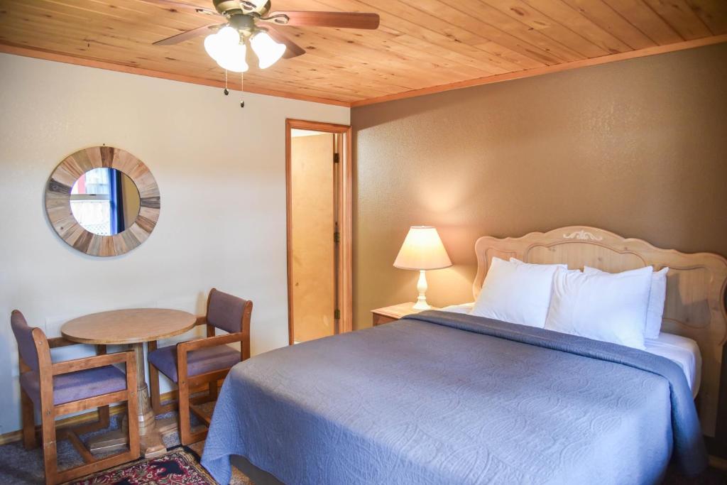 Alpine Lodge Red River photo