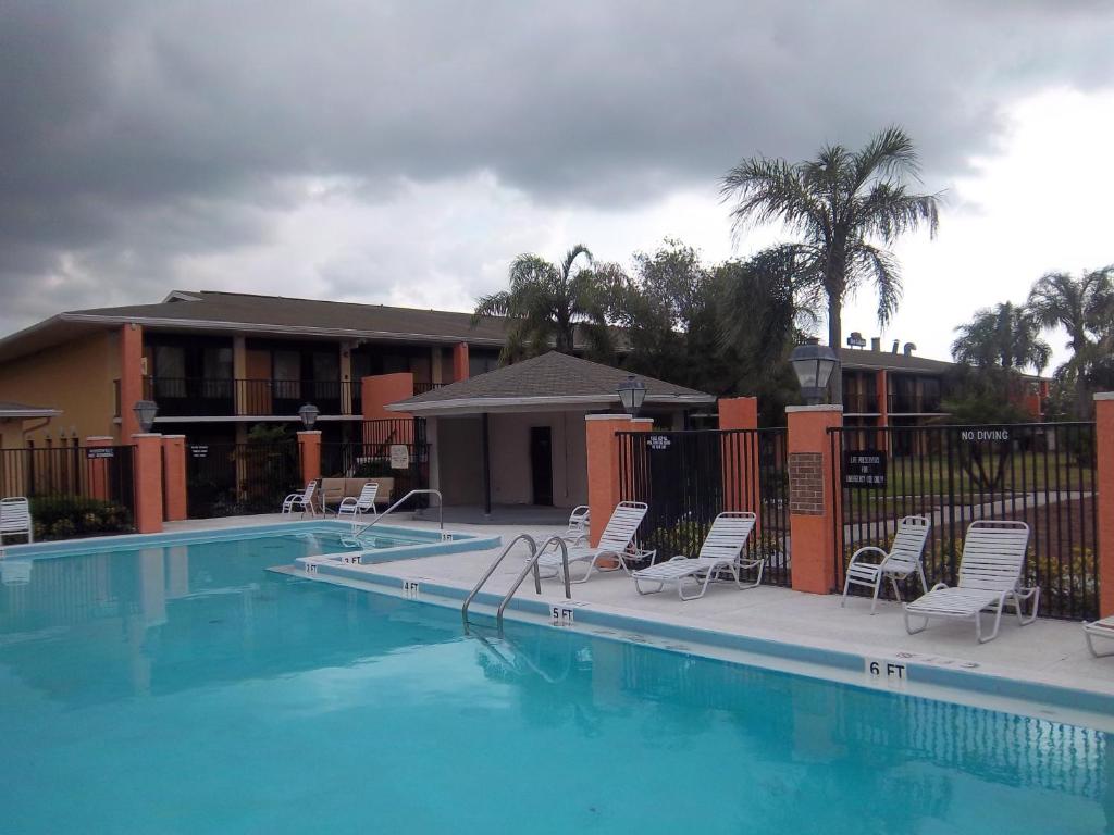 Americas Best Value Inn Florida Turnpike & I-95 photo