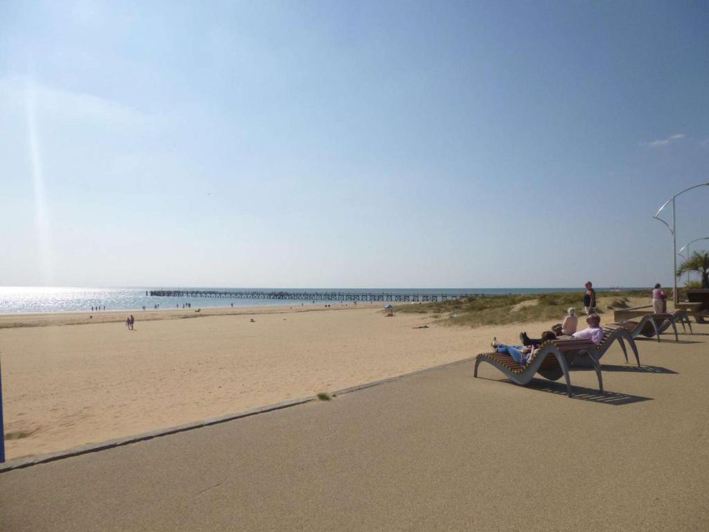 Appartement face mer avec balcon, 50m plage, 5 couchages, parking, Saint-Jean-de-Monts - FR-1-224C-187 - 4