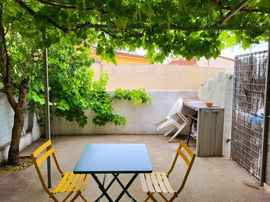 Charmant studio avec terrasse - 1