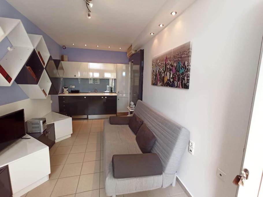 Takis & Machi house, Rafina