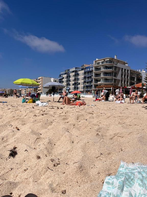 Exclusive apartment for 6 people on the beach - front line - 1st line - 3