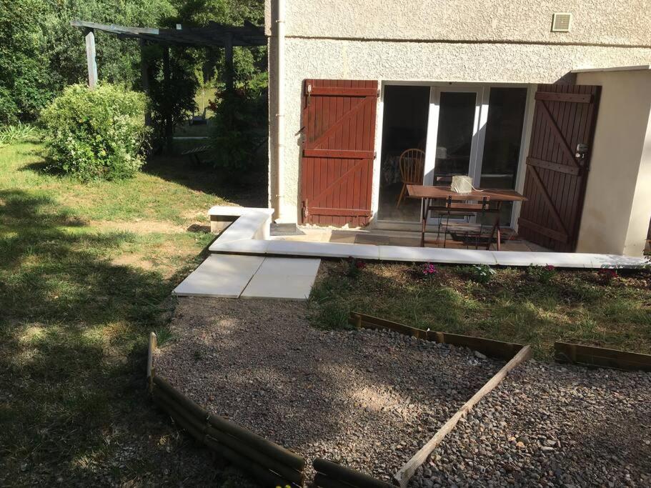 Charmant studio avec jardin privatif et bucolique