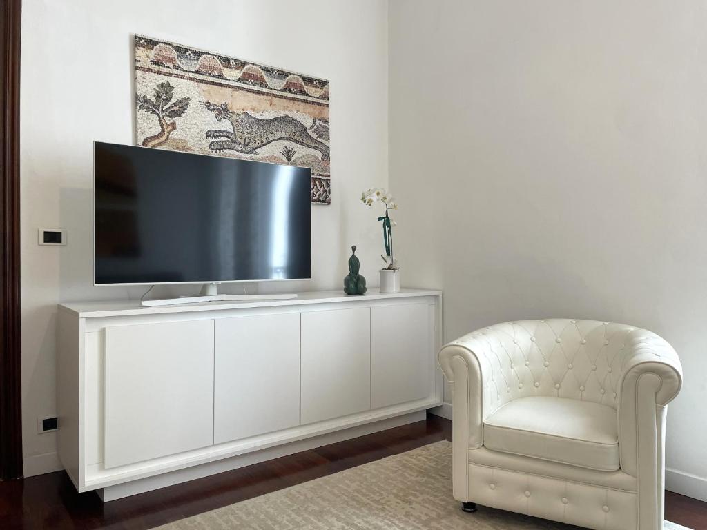VILLA EUGENIA - Luxury Flat in the Centre, with Parking Space - 2