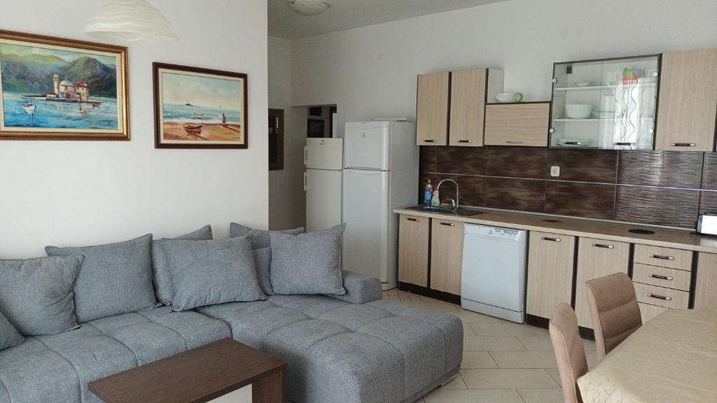 Lustica-Apartment Dora3 - 4