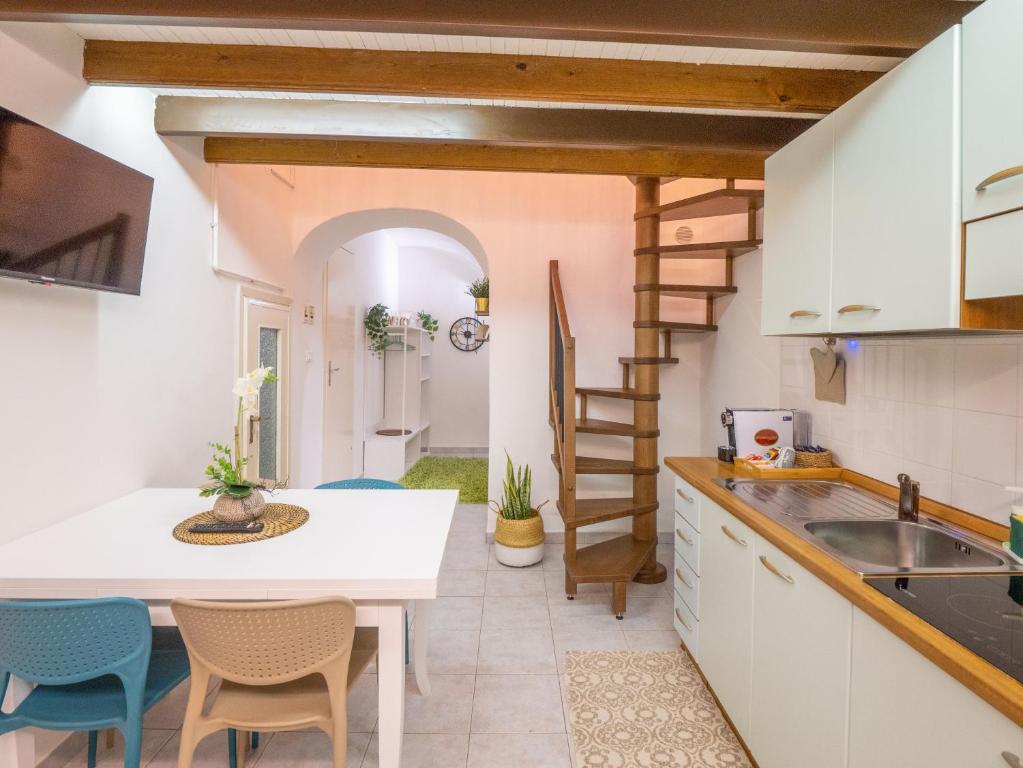CASA IRYNA - 4