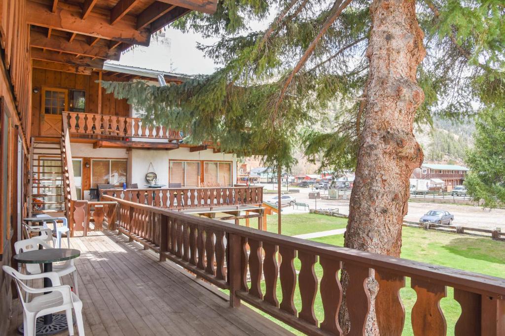 Alpine Lodge Red River photo