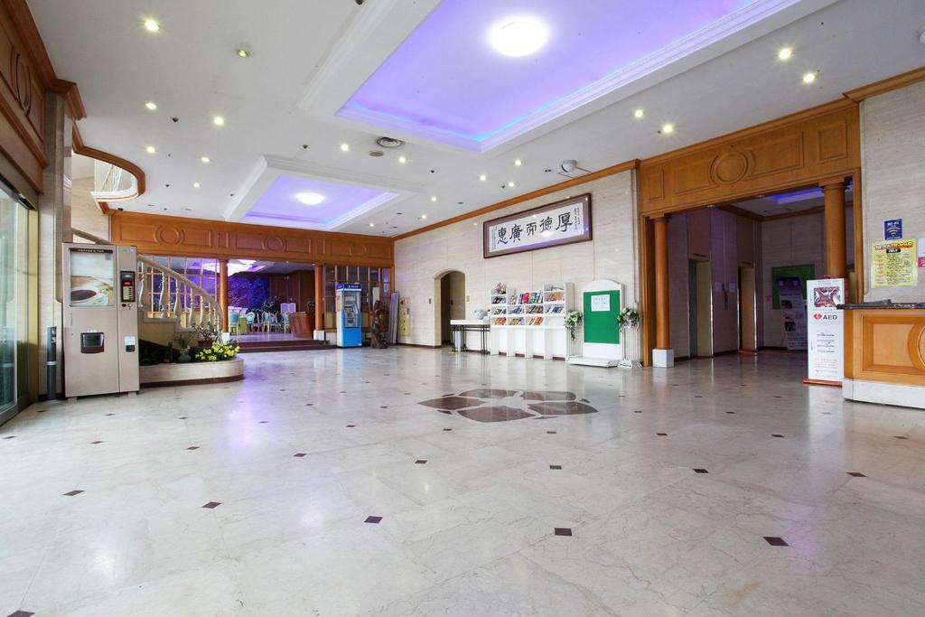 Royal hotel jeju photo
