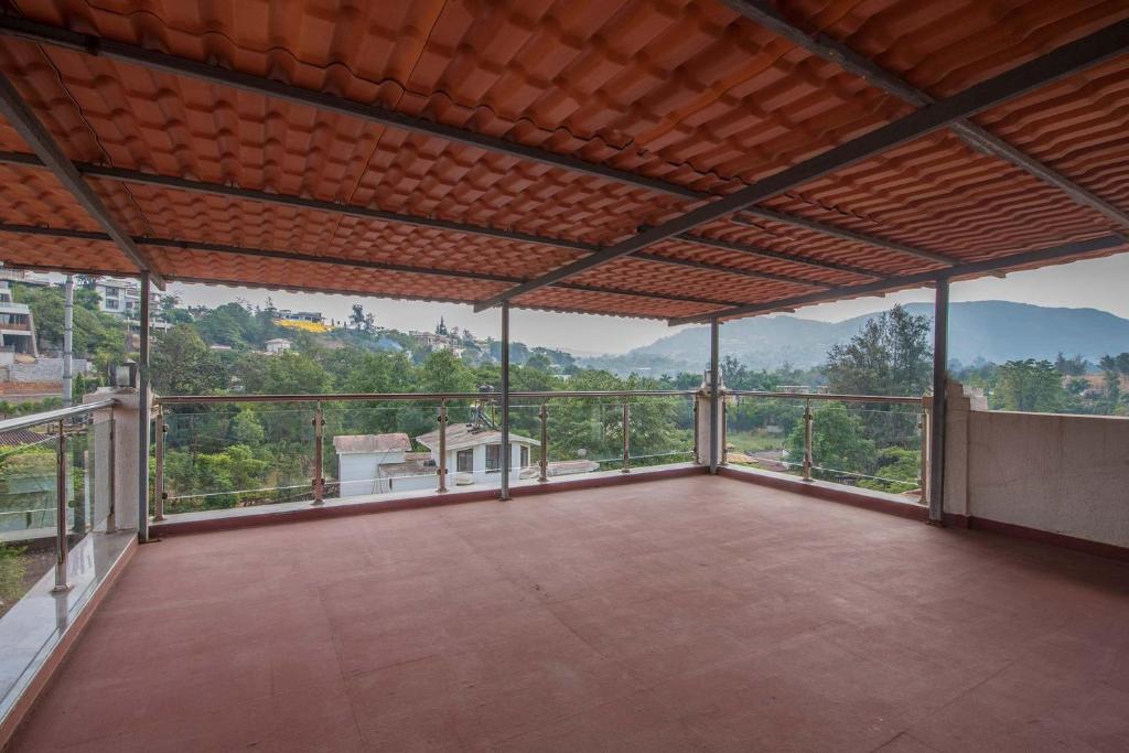 StayVista at Casa Serenity photo