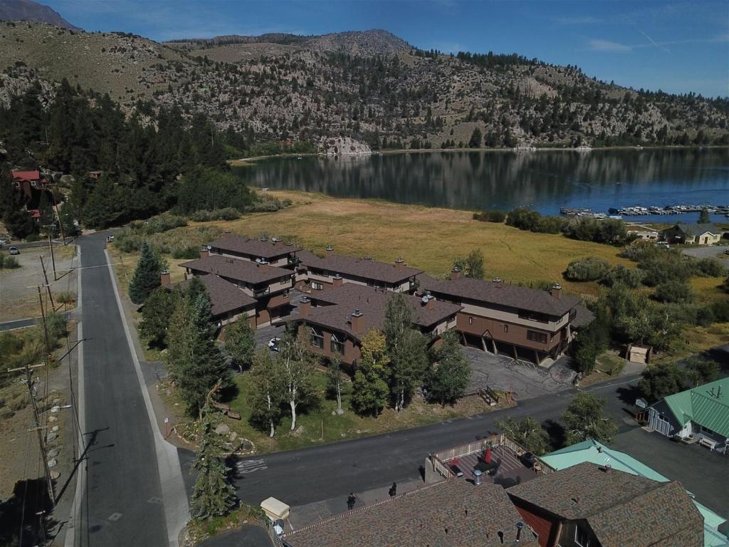 Rr-edgewater17, June Lake