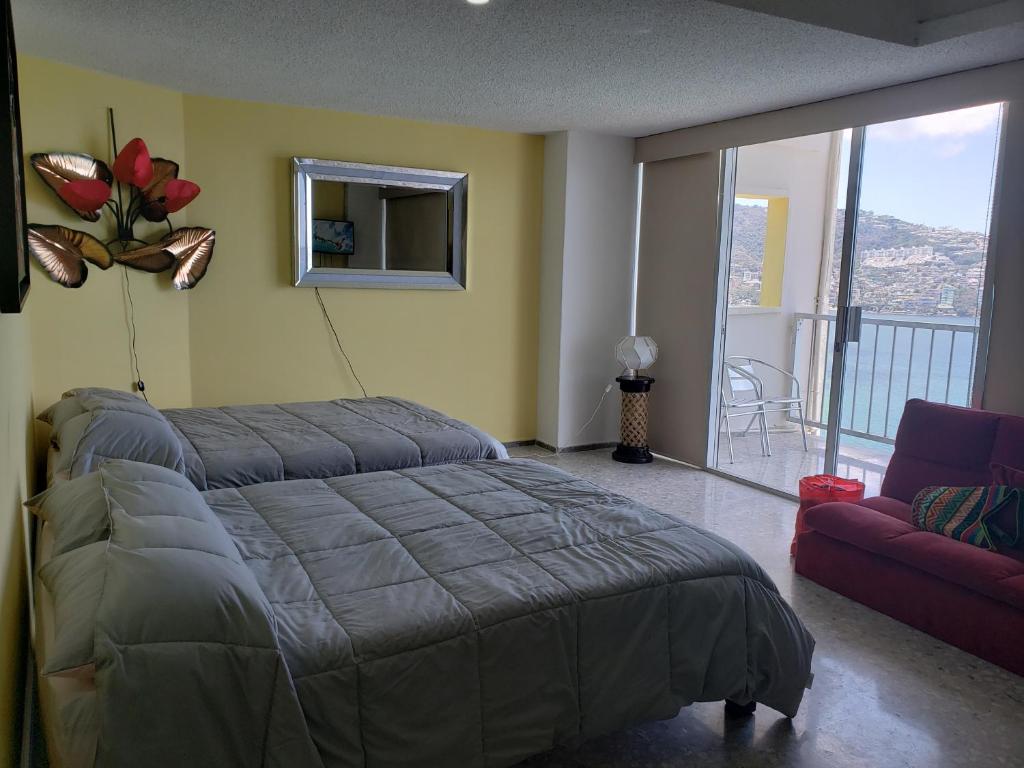 PH Torres Gemelas, Acapulco