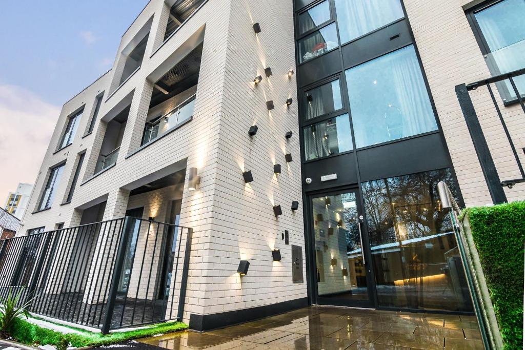 Modern Studios at The Residence in Coventry, Coventry