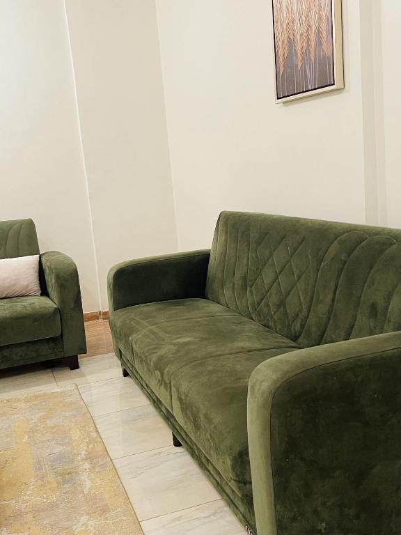 Shared lounge/TV area