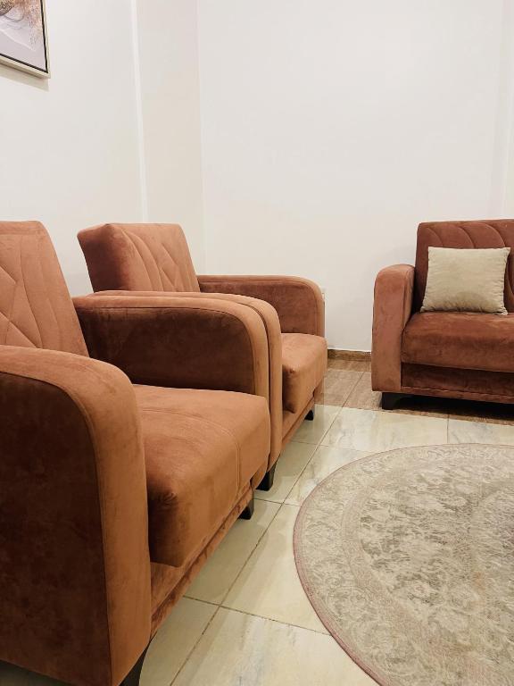 Shared lounge/TV area