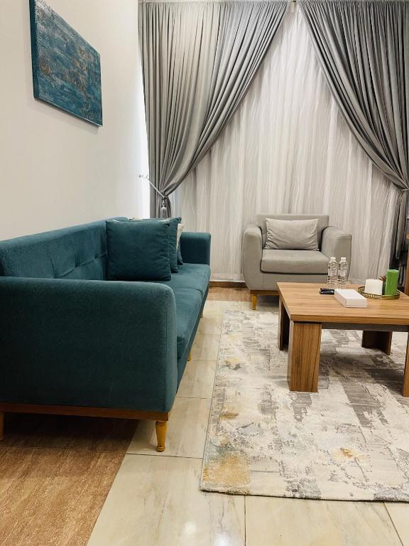 Shared lounge/TV area