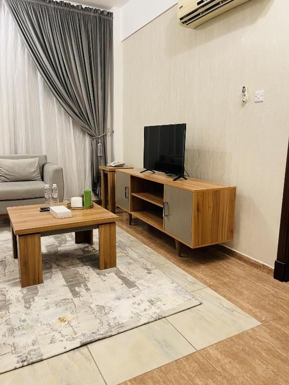 Shared lounge/TV area